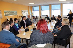 Brot und Lohn ist die beste Integration