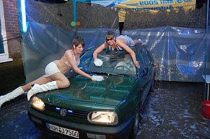 Sexy Autow&auml;sche Party 