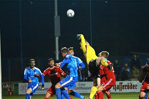 Wacker gewinnt 2:0 gegen Halberstadt