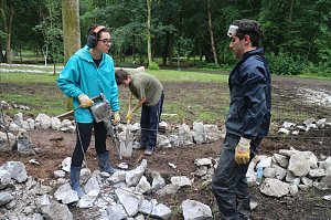 Geschichte sichtbar machen - International Summer Camp an der Gedenkst&auml;tte Mittelbau Dora