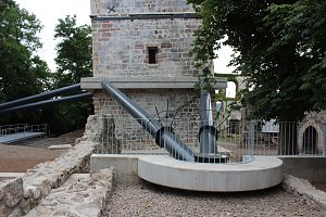 Mit Festakt schiefer Turm als gerettet gefeiert
