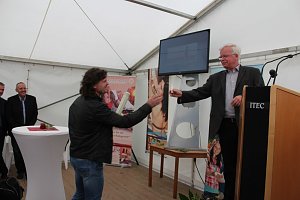 Mit Festakt schiefer Turm als gerettet gefeiert