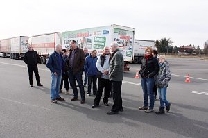 Ab ins Gel&auml;nde: Autohaus-Peter-Gruppe lud zum Aktionstag ins Autodrom