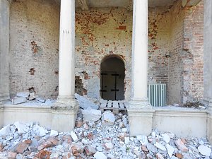 Ein M&auml;rchenschloss erwacht - ein Lost Place verschwindet