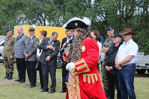 Gro&szlig;e Parade auf dem Dickkopf