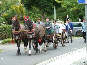 Sch&uuml;tzenumzug Dingelst&auml;dt