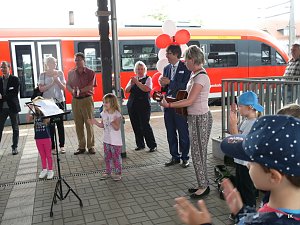 Neuen Zug in Leinefelde begr&uuml;&szlig;t