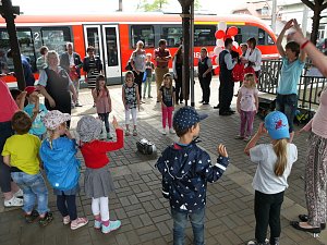 Neuen Zug in Leinefelde begr&uuml;&szlig;t