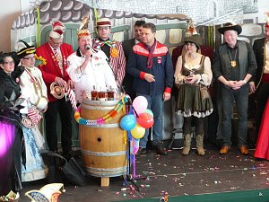Empfang im Foyer am Rosenmontag