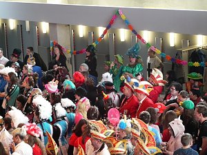 Empfang im Foyer am Rosenmontag