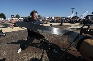 Deutschlands beste Sportholzfäller kommen nach Nohra