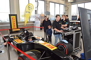 Neues Autohaus er&ouml;ffnet