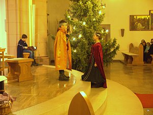 Elisabeth-Spiel in der Kirche