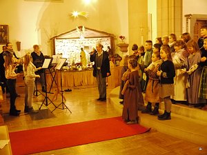 Elisabeth-Spiel in der Kirche
