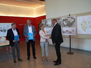 &Uuml;bergabe F&ouml;rdermittel