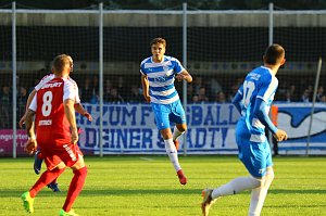 1:0 Wacker besiegt RWE