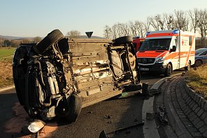 Mit zwei Promille auf Kreisel aufgefahren