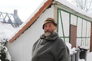 Dachstuhlbrand griff auf Nachbarh&auml;user &uuml;ber