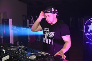 Livemusik aus dem Fitnessloft