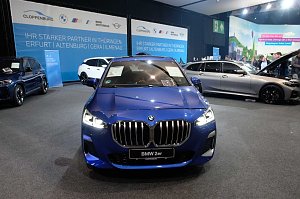 Peter Blei unterwegs auf der Erfurter Automobilmesse