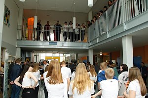 An der Lessing-Schule wurde gestern die dritte Runde des "Tags in der Praxis" mit einer Berufsmesse eingel&auml;utett
