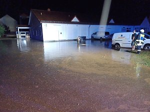 Feuerwehr im Einsatz nach Starkregen bei Breitenworbis