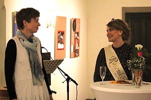 Kreative Frauen aus Th&uuml;ringen bei der Vernissage im Langensalzaer Rathaus