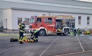 Feuerwehr bei der &Uuml;bung