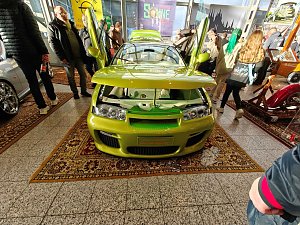 Peter Blei unterwegs auf der Automesse Erfurt