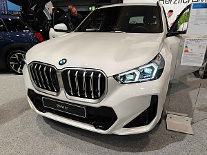 Peter Blei unterwegs auf der Automesse Erfurt