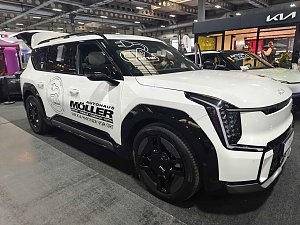 Peter Blei unterwegs auf der Automesse Erfurt