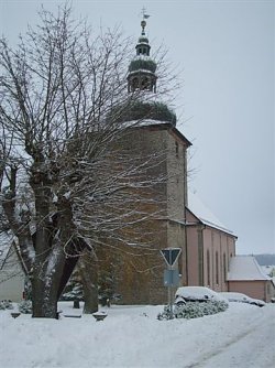 Kirche Heuthen (Foto: Pfr. Haase)