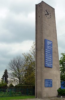 Uhr am ehemaligen Spinne-Eingang (Foto: Ilka K&uuml;hn)
