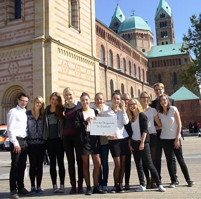 Vor dem Dom (Foto: Ulrike Plath)