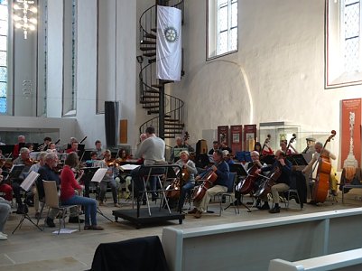 Probe in der Kornmarktkirche in M&uuml;hlhausen (Foto: Ilka K&uuml;hn)