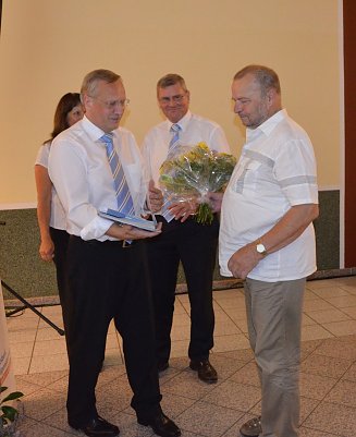 Gratulation f&uuml;r Hr. F&ouml;llmer (Foto: VB Heiligenstadt)