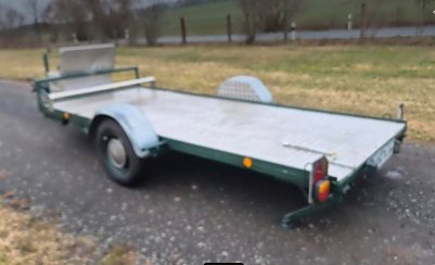 Autoanh&auml;nger mit aktuellen T&Uuml;V bis 2028 (Foto: )