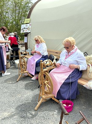 Gestern fand auf dem Gel&auml;nde der erste Kurs mit den Th&uuml;ringer Landfrauen statt. (Foto: Ren&eacute; Wei&szlig;bach)