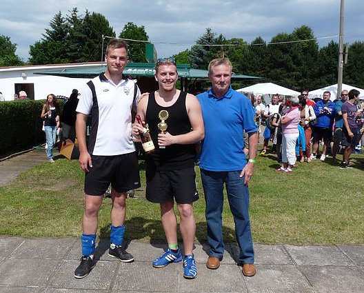 G&auml;ste r&auml;umten ab (Foto: Karl-Heinz Herrmann)