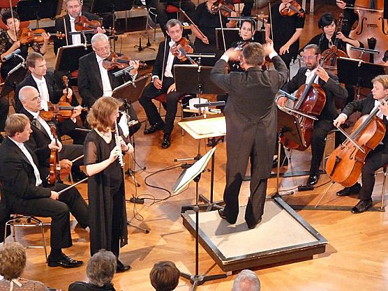 Im Mittelpunkt die Fl&ouml;te (Foto: Karl-Heinz Herrmann)