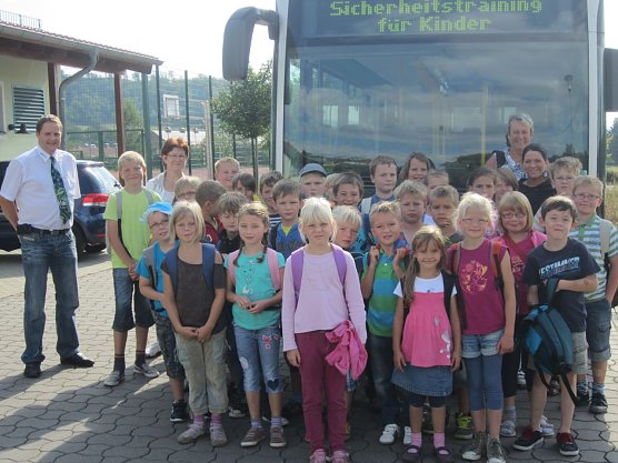 Hortkinder unterwegs (Foto: Grdunschule Worbis)