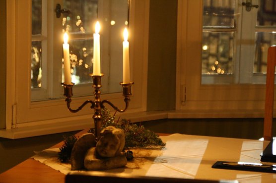 Hochzeit bei Kerzenschein (Foto: Ute Lenz)
