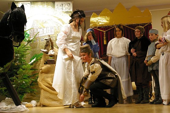 Aschenbr&ouml;del (Foto: Ilka K&uuml;hn)