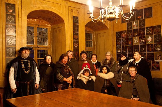 Ritterschaft unterwegs (Foto: Klaus Röhrig) Ritterschaft unterwegs (Foto: Klaus Röhrig)