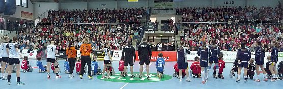 Das Spiel beginnt in wenigen Sekunden (Foto: nnz) Das Spiel beginnt in wenigen Sekunden (Foto: nnz)