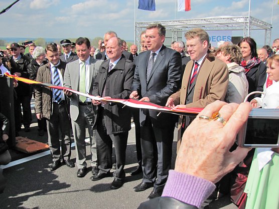 Verkehrsfreigabe A 71 perfekt (Foto: Bernd M&uuml;ller)
