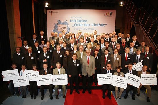 Ausgezeichnet (Foto: Presseamt) Ausgezeichnet (Foto: Presseamt)