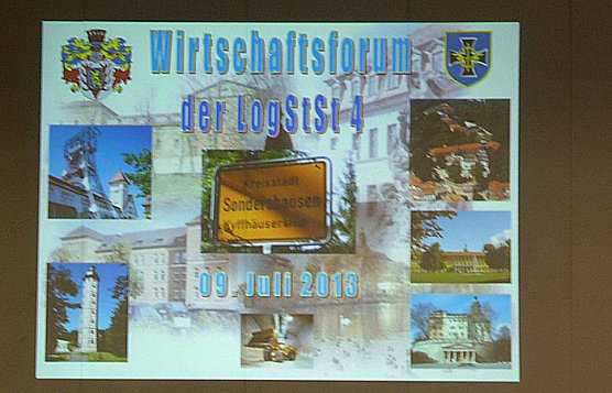 Bundeswehr mit Symposium (Foto: Karl-Heinz Herrmann)