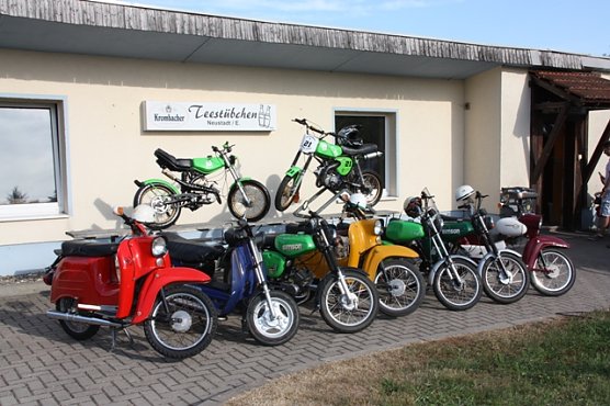 Mopeds (Foto: Sarah Pape)