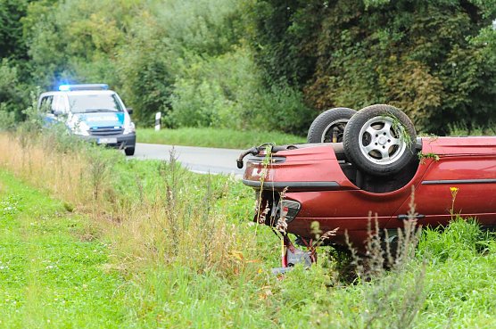 Todesrisiko Landstraße (Foto: ADAC) Todesrisiko Landstraße (Foto: ADAC)
